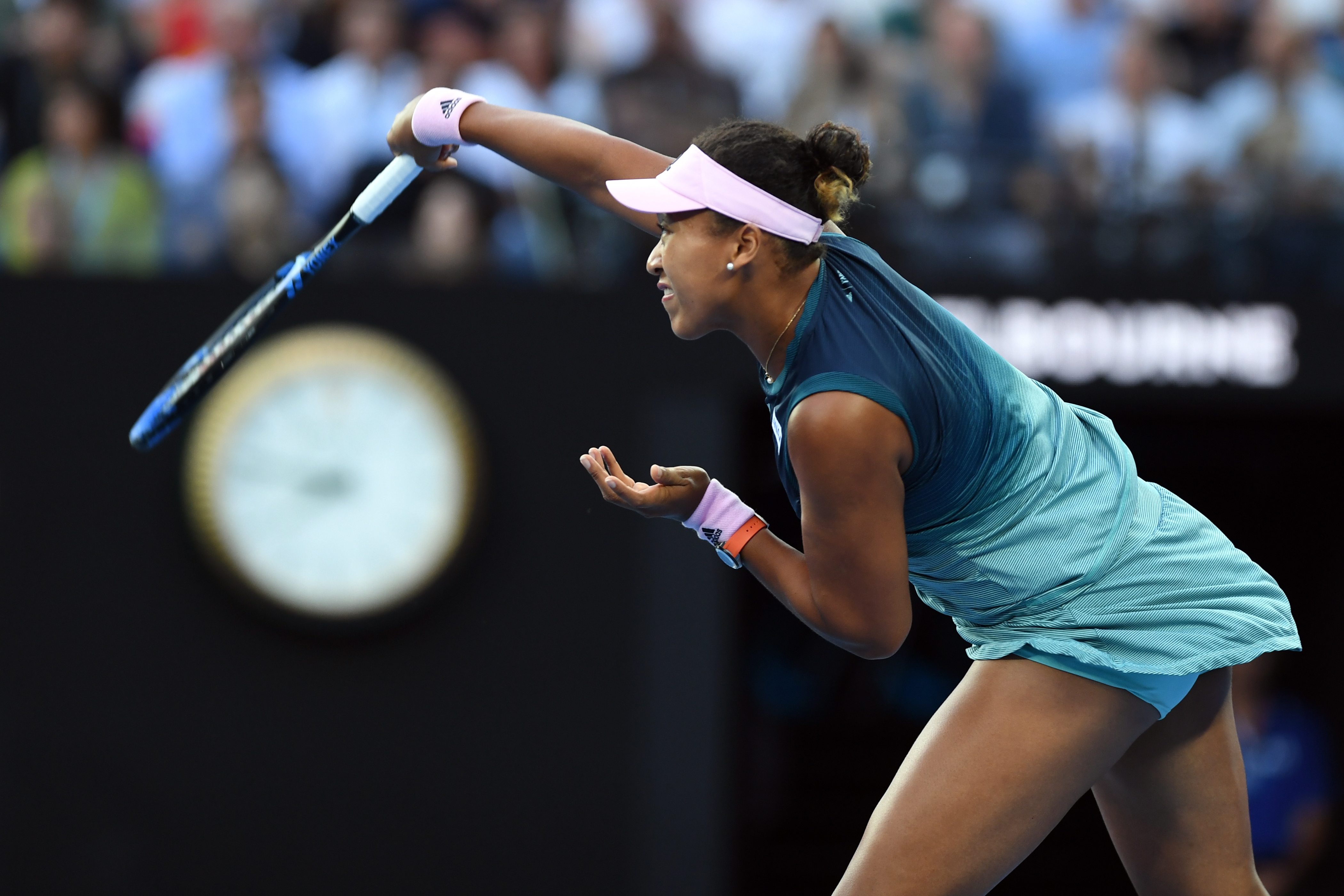 爱游戏ayx平台-大坂直美在阿森纳比赛中反败为胜，战术调整引发热议！赛场气氛高涨的简单介绍